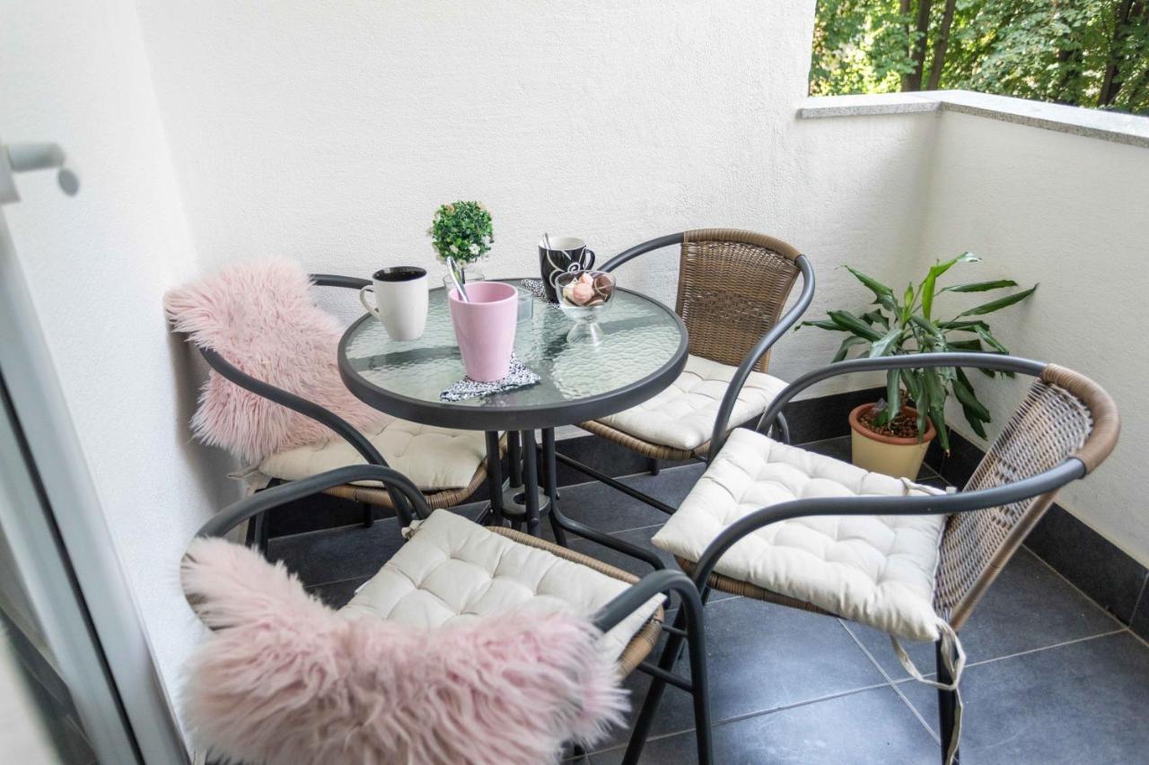 Sunny 2Bdr Apartment With A Balcony Zagreb Ngoại thất bức ảnh