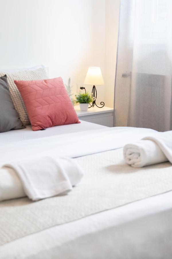 Sunny 2Bdr Apartment With A Balcony Zagreb Ngoại thất bức ảnh